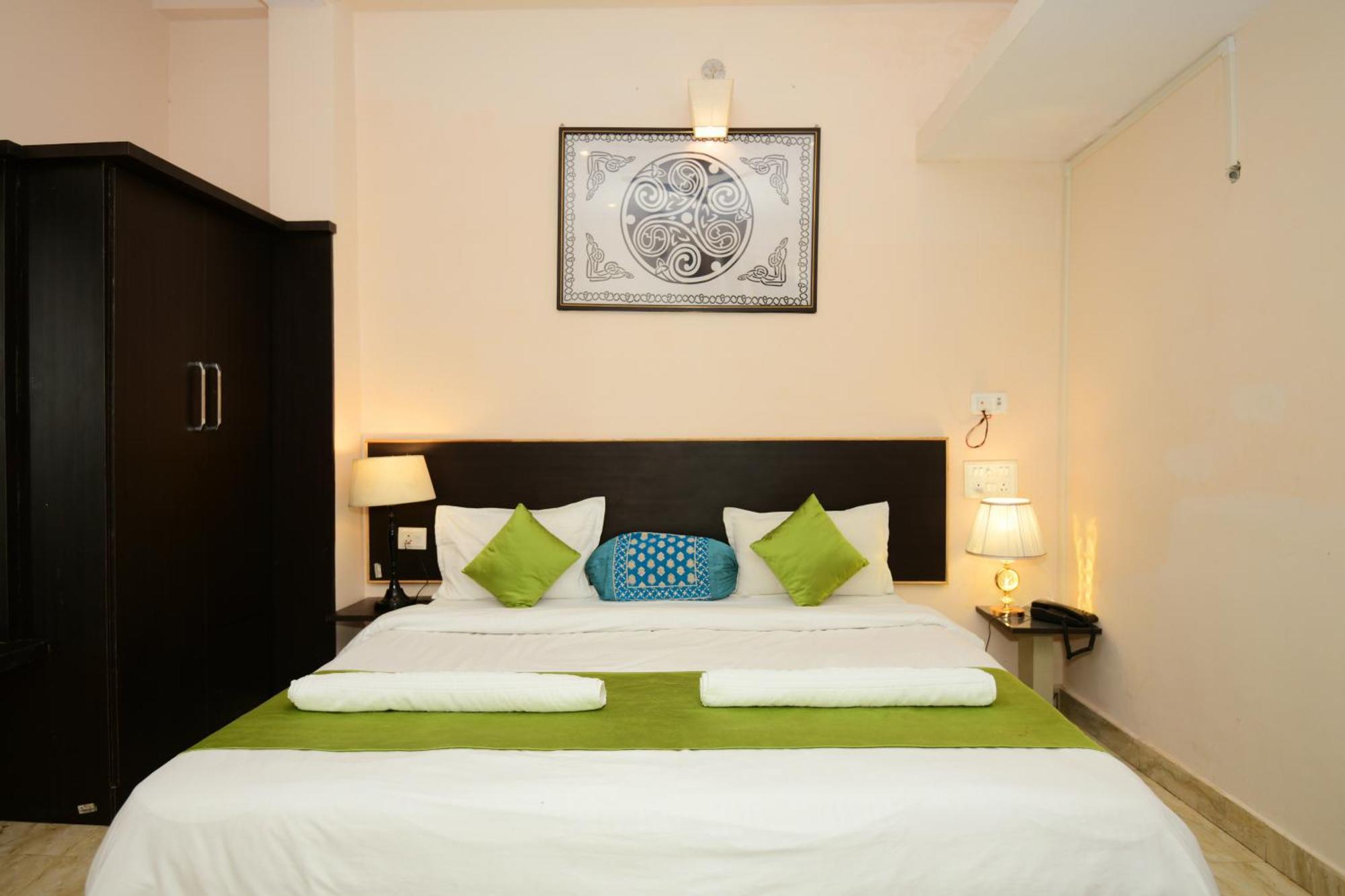 Ap Palace Hotel, Ayodhya 外观 照片