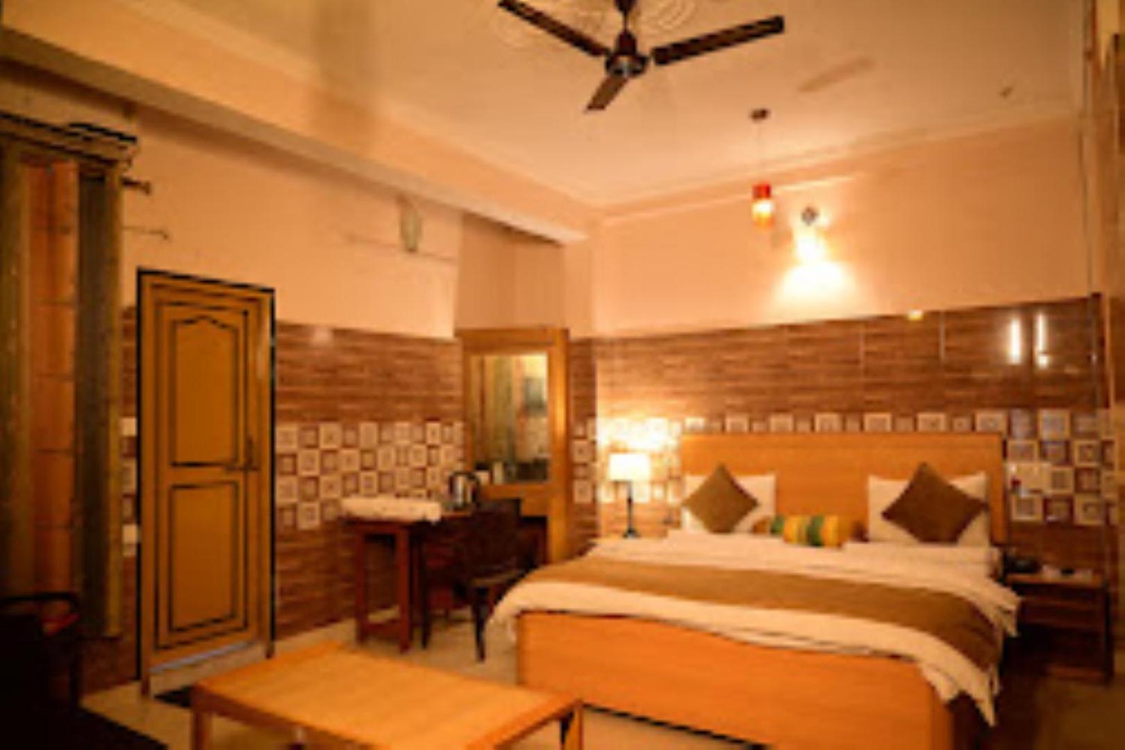 Ap Palace Hotel, Ayodhya 外观 照片